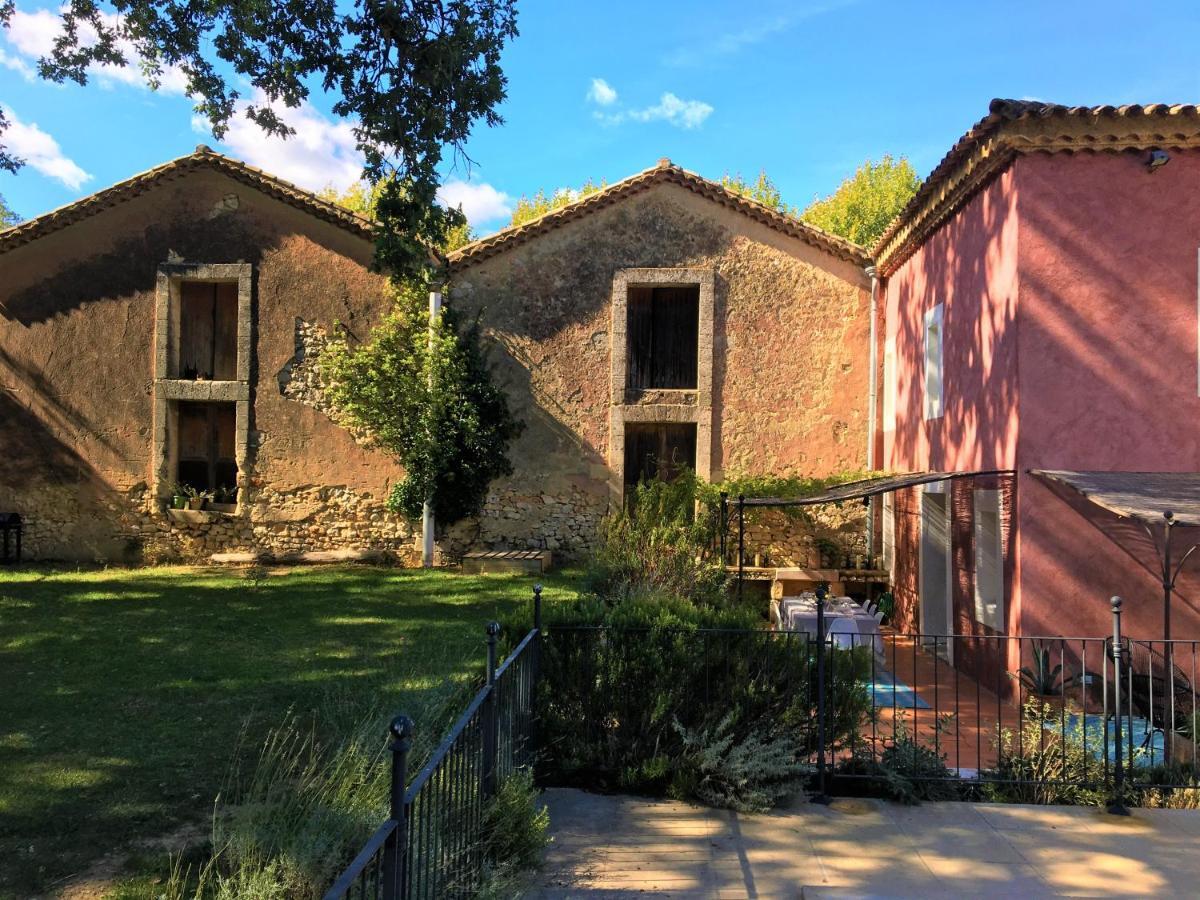 Le Mas Des Oules Saint-Victor-des-Oules Exterior foto